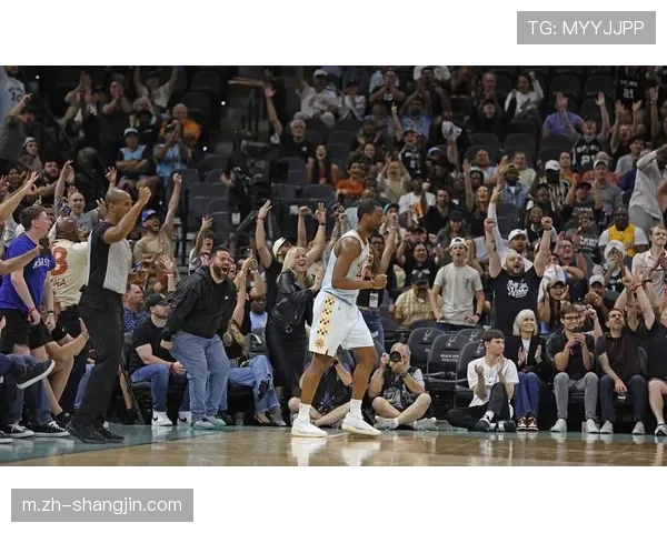 马刺底角三分占比33%联盟最高 团队传导优化空间利用效率